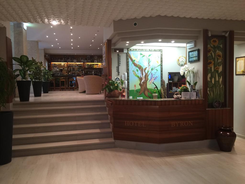 Hotel Byron Milano Marittima Exterior photo