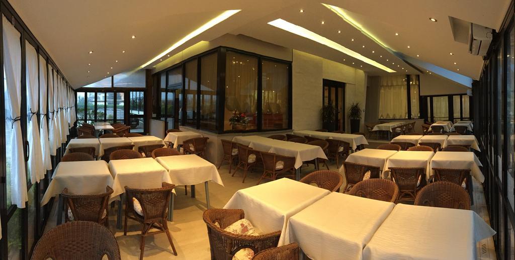 Hotel Byron Milano Marittima Exterior photo